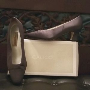 Women's Calico Pumps